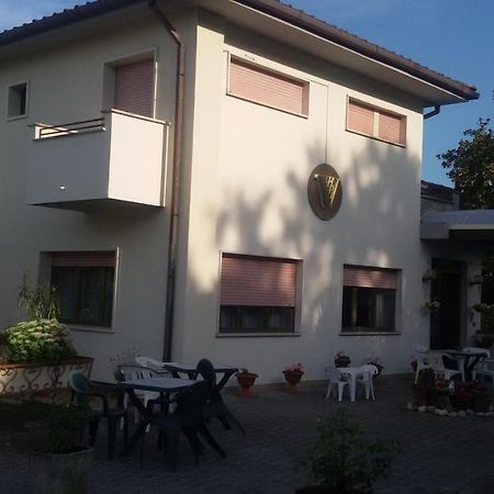 Hotel Le Vigne Contigliano Exteriér fotografie