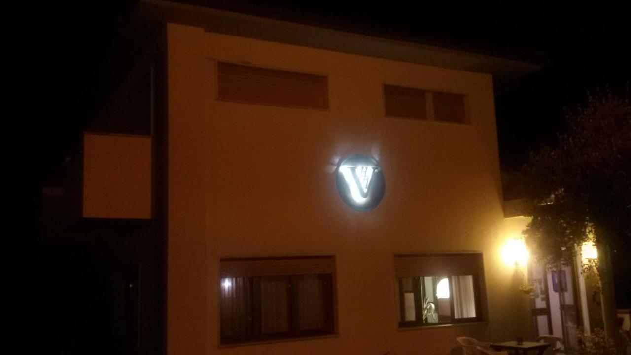 Hotel Le Vigne Contigliano Exteriér fotografie